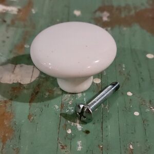 28 White Ceramic Knobs
